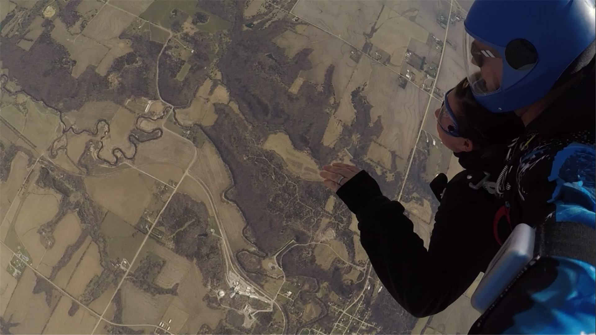 Is Sky Diving Worth It? My First Time Skydiving Experience